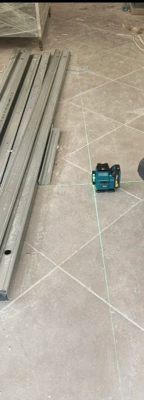 Niveau laser 4D 16 lignes 360° Gisam — Faisceau vert — Compatible Makita 18V — Coffret complet