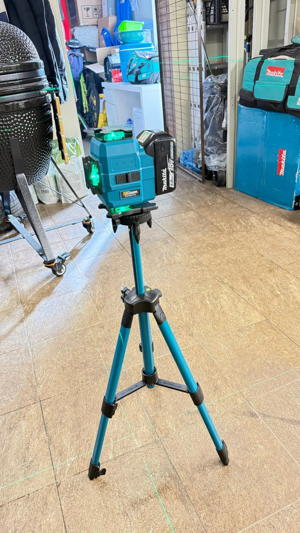 Niveau laser 4D 16 lignes 360° Gisam — Faisceau vert — Compatible Makita 18V — Coffret complet